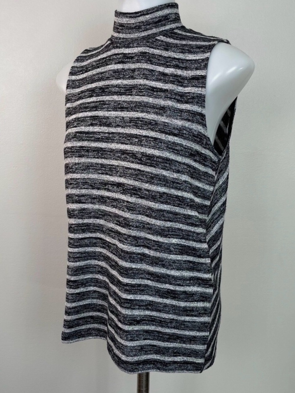 rag & bone Gray and Black Knit Top